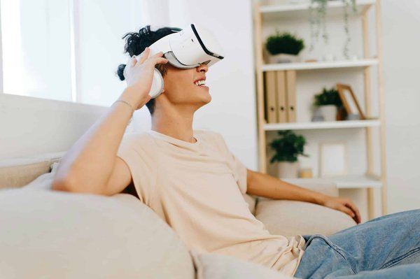 Wie entwickelt man ein Fitnessprogramm speziell für Senioren mit Bewegungseinschränkungen?